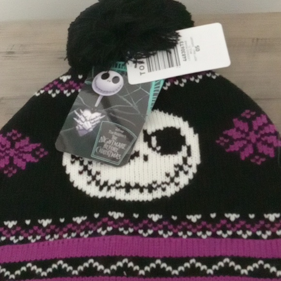 Nightmare Before Christmas Knit Hat New - Picture 2 of 4